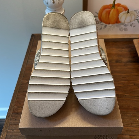 EUC Steve Madden Defuse Rhinestone Sandals - Sz 6.5 - Picture 3 of 4